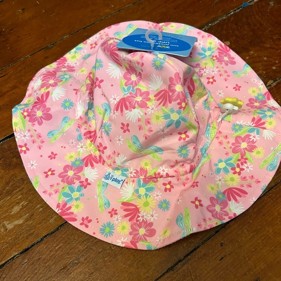 i play. Baby Brim Sun Protection Hat | Light Pink Dragonfly Floral 6 Months - Picture 3 of 8
